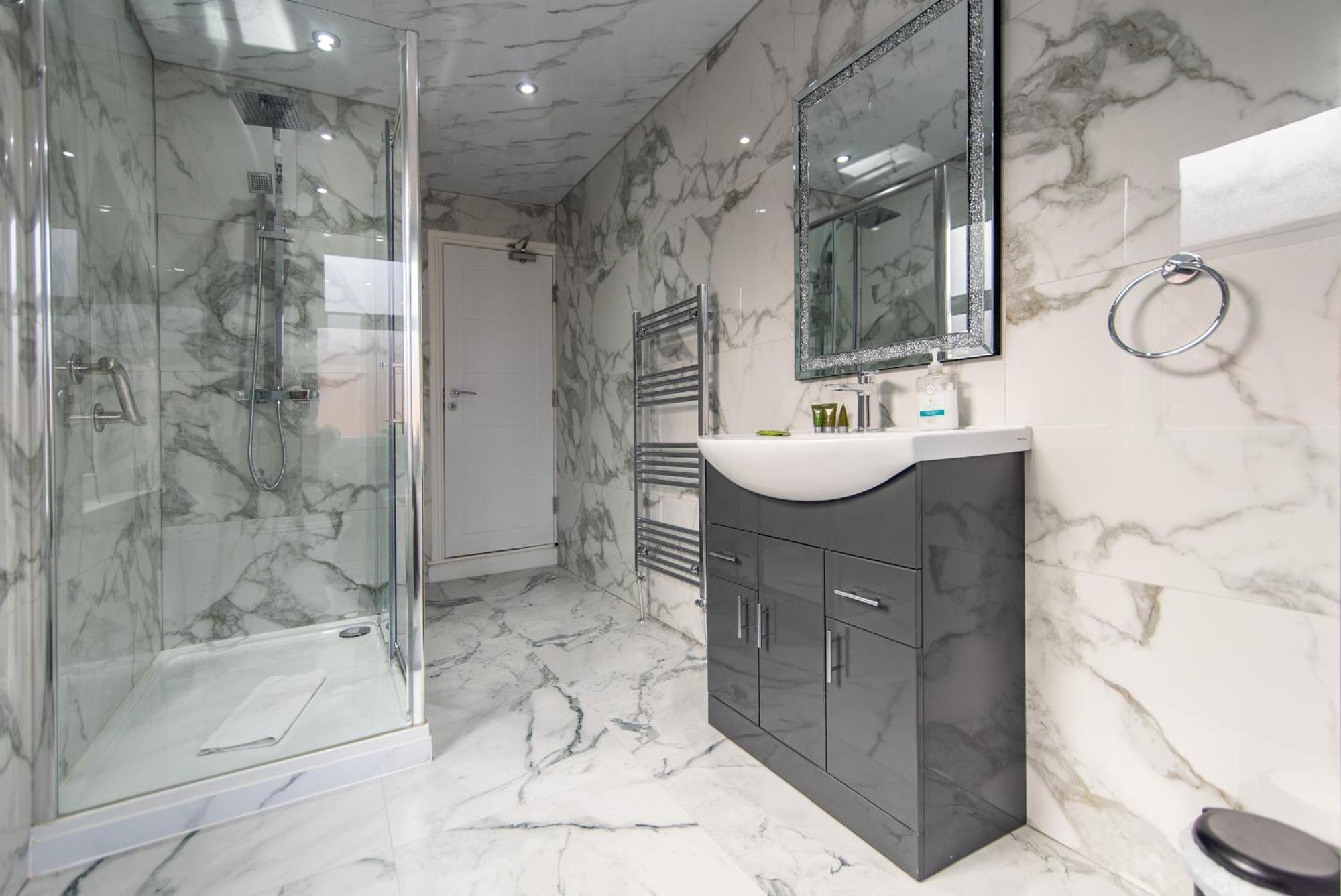 2 Bedroom House In The Heart Of Лестер Экстерьер фото